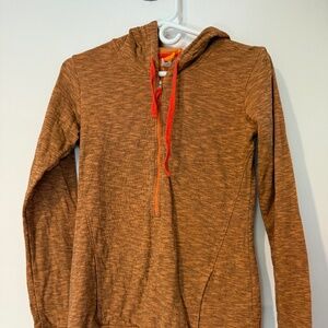 Lucy Long-sleeve Hooded Shirt